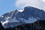 Primavera al Monte Campo con distese di crocus e al Laghetto di Pietra Quadra in progressivo disgelo il 24 maggio 2018 - FOTOGALLERY